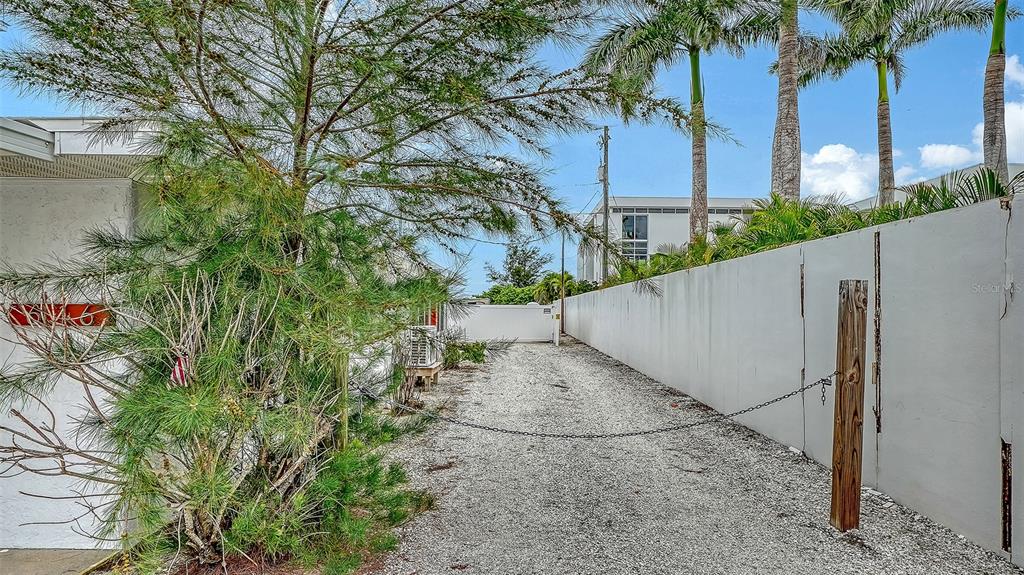 616 South Casey Key Road Nokomis, FL 34275 - Photo 31 of 39