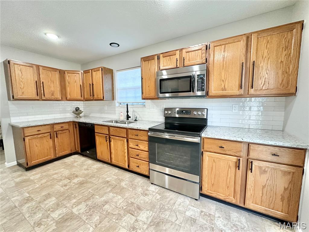 421 Eagle Terrace Drive O'Fallon, IL 62269 - Photo 2 of 24