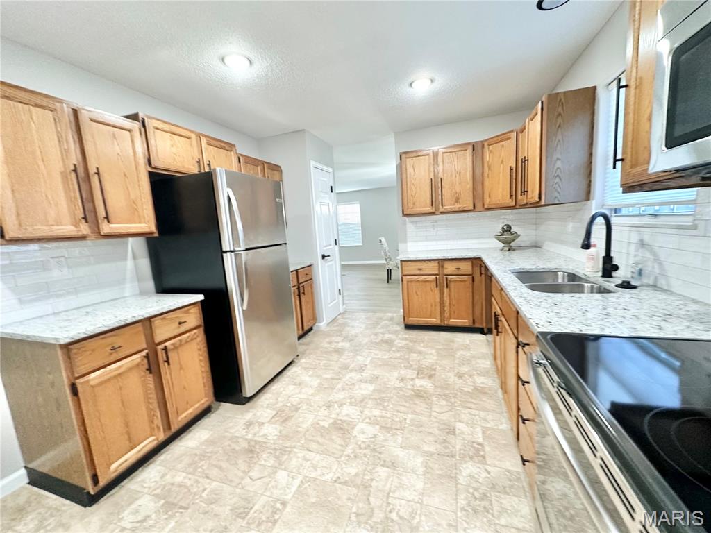 421 Eagle Terrace Drive O'Fallon, IL 62269 - Photo 3 of 24