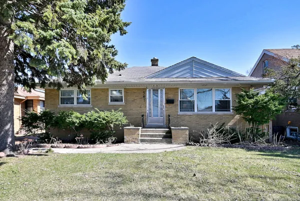 $349,900 | 341 Iroquois Road, Hillside, IL 60162