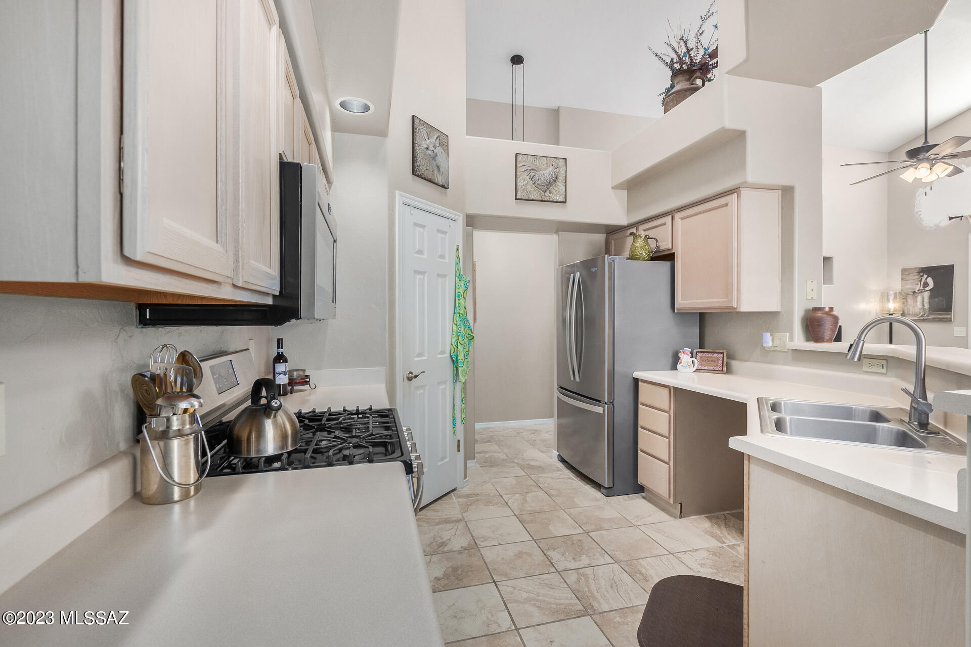 9150 East Dawn Post Road Tucson, AZ 85749 - Photo 16 of 28