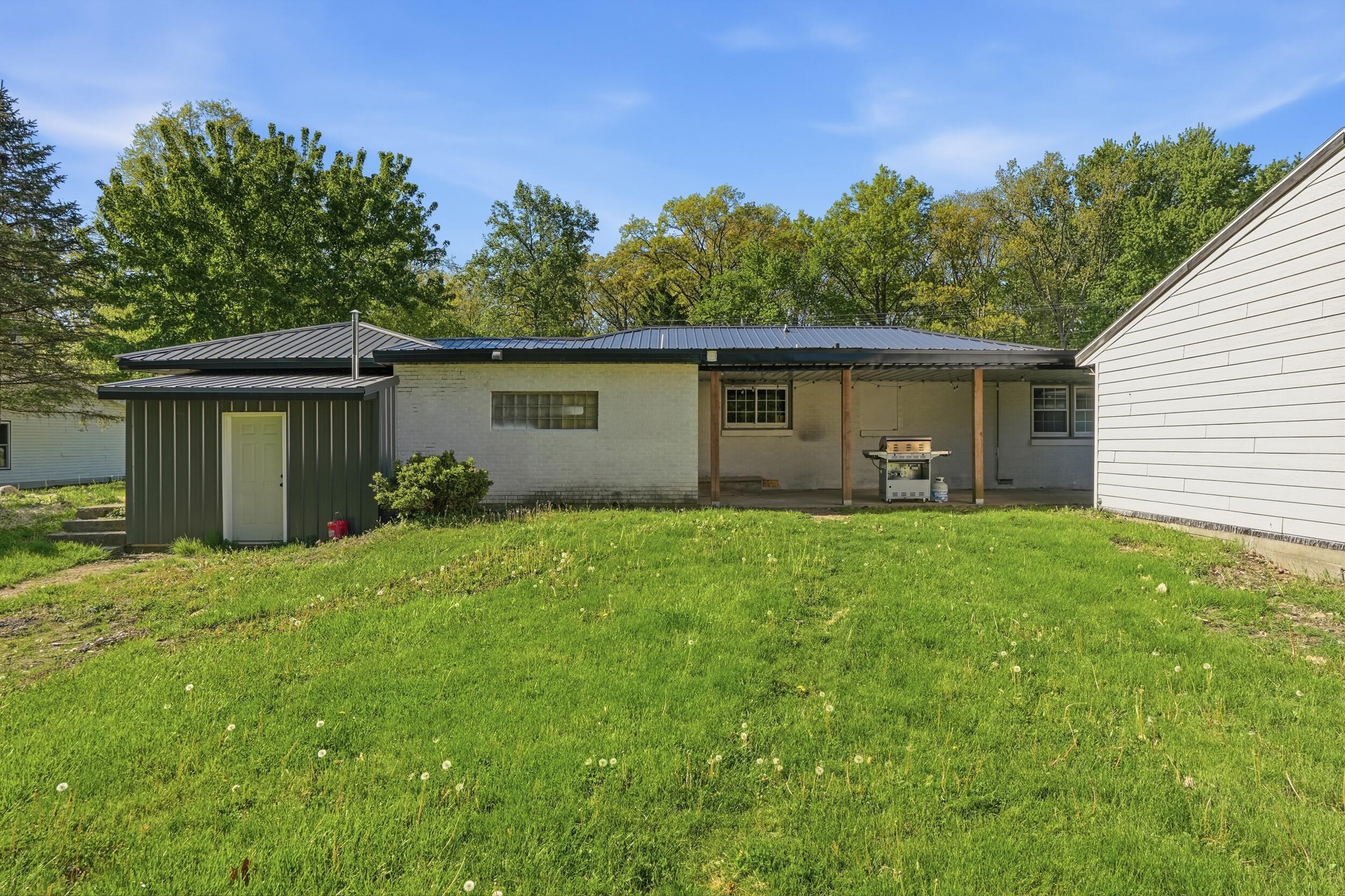 590 East Oak Hill Road Chesterton, IN 46304 - Photo 21 of 31 2500x1667