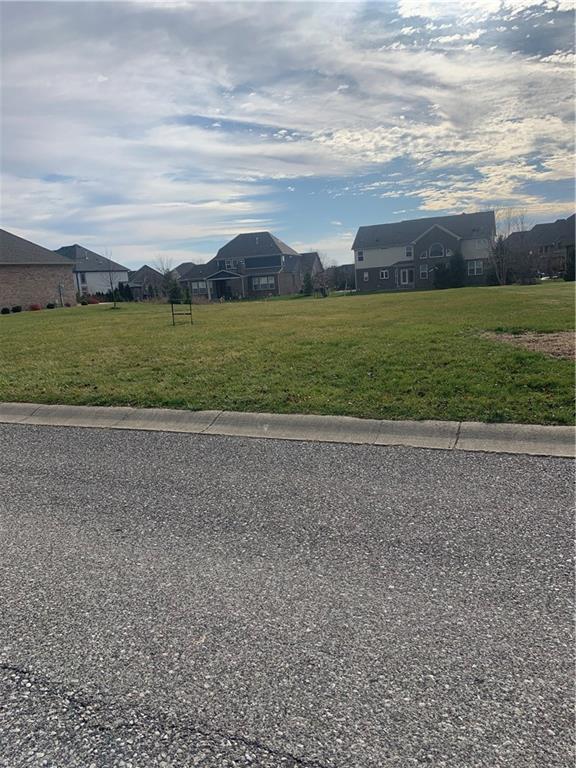 7113 Trail Ridge Lane Indianapolis, IN 46259 - Photo 4 of 5