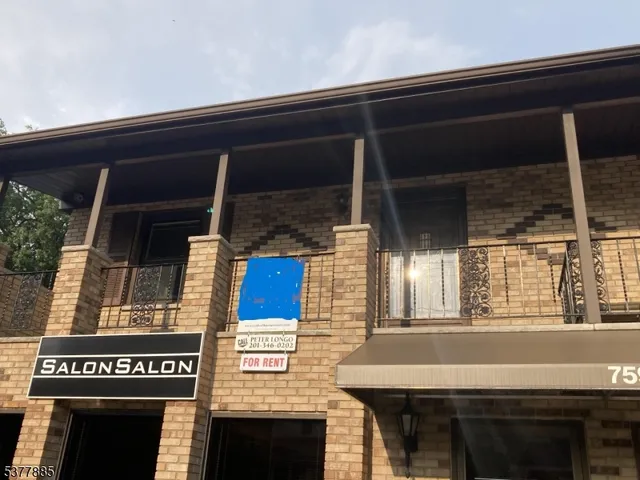 $1,900 | 759 Lafayette Avenue, Unit 2, Hawthorne, NJ 07506