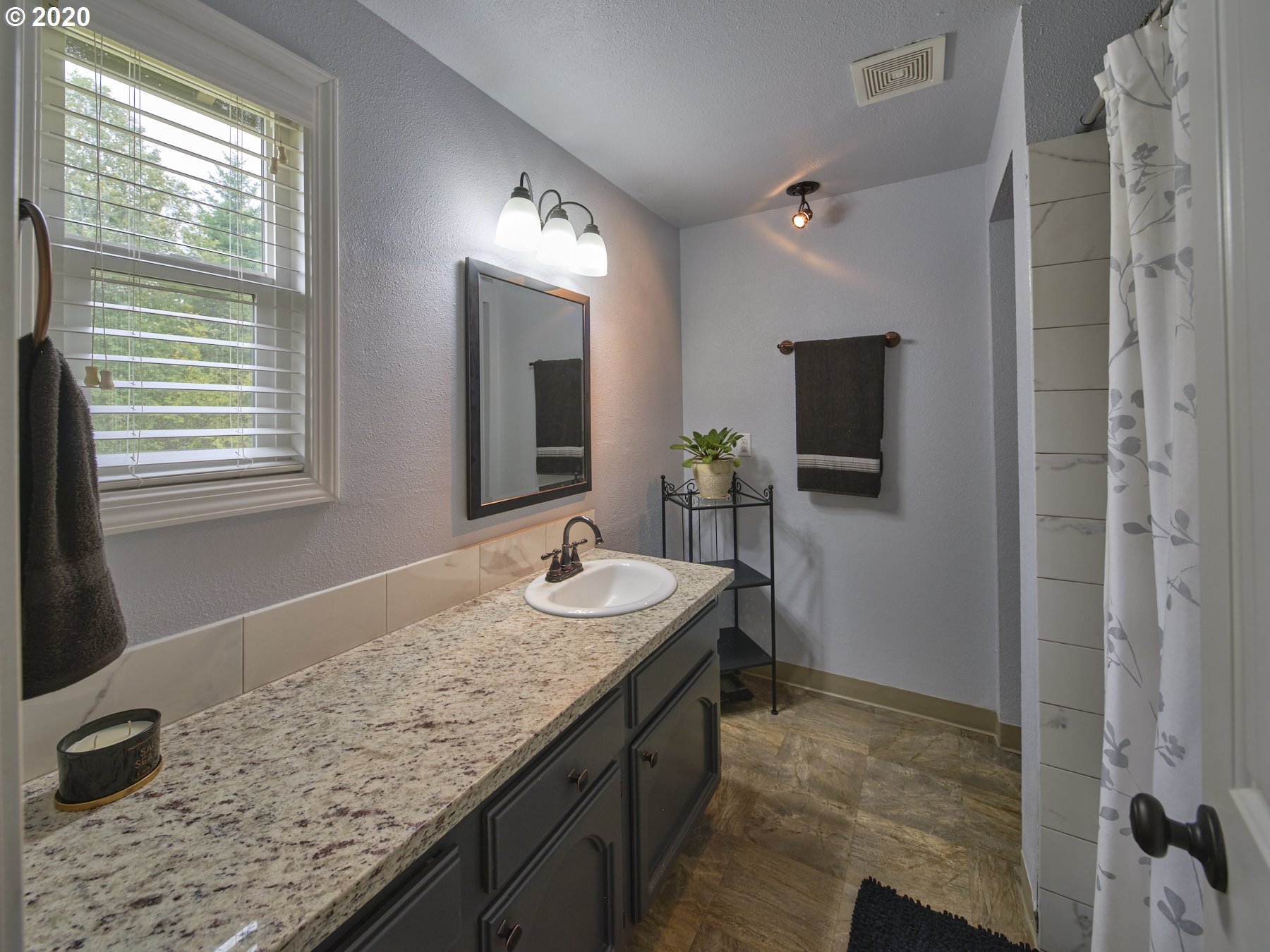 17604 Northeast 34th Avenue Ridgefield, WA 98642 - Photo 14 of 32