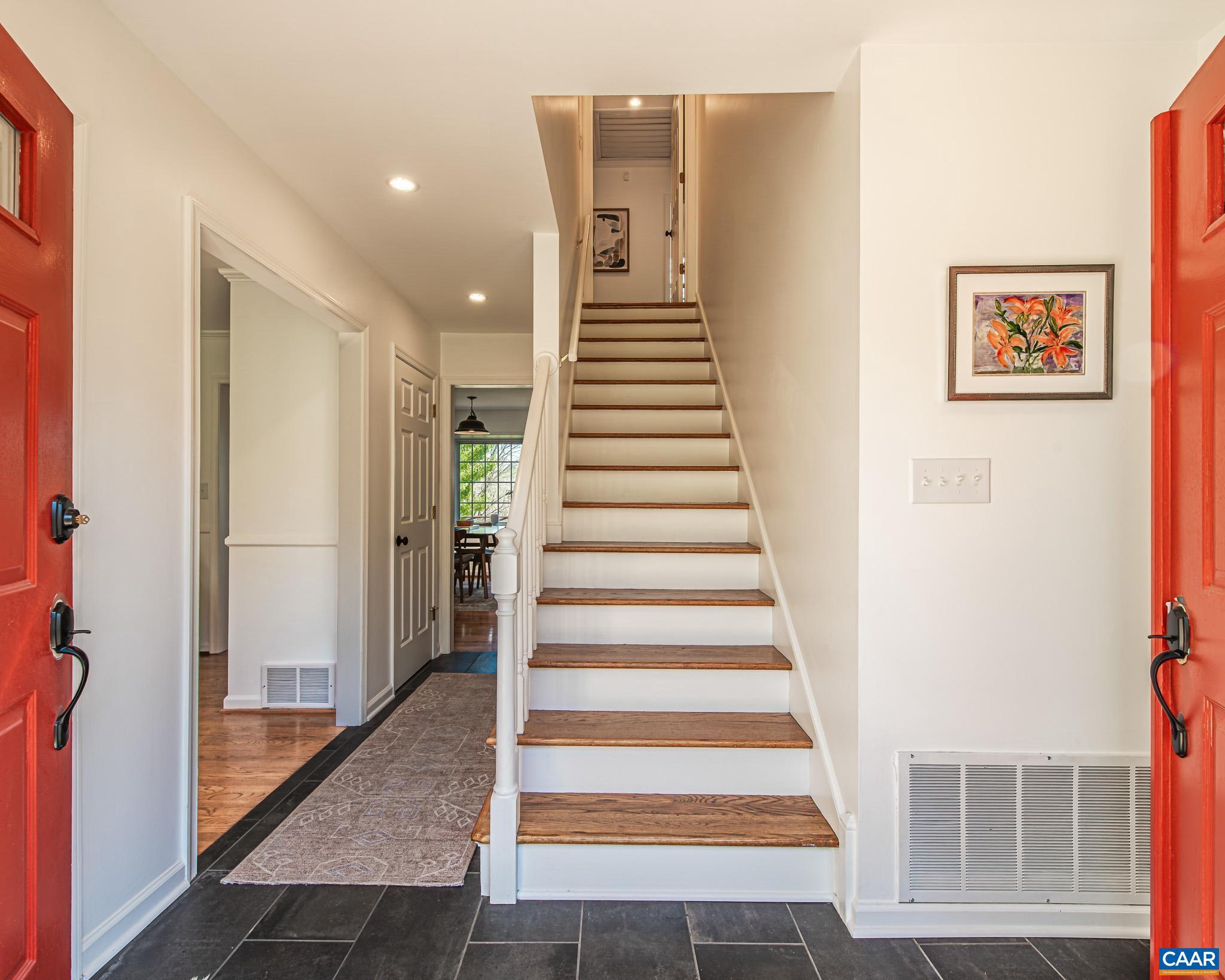 1732 Hermitage Road Waynesboro, VA 22980 - Photo 12 of 56