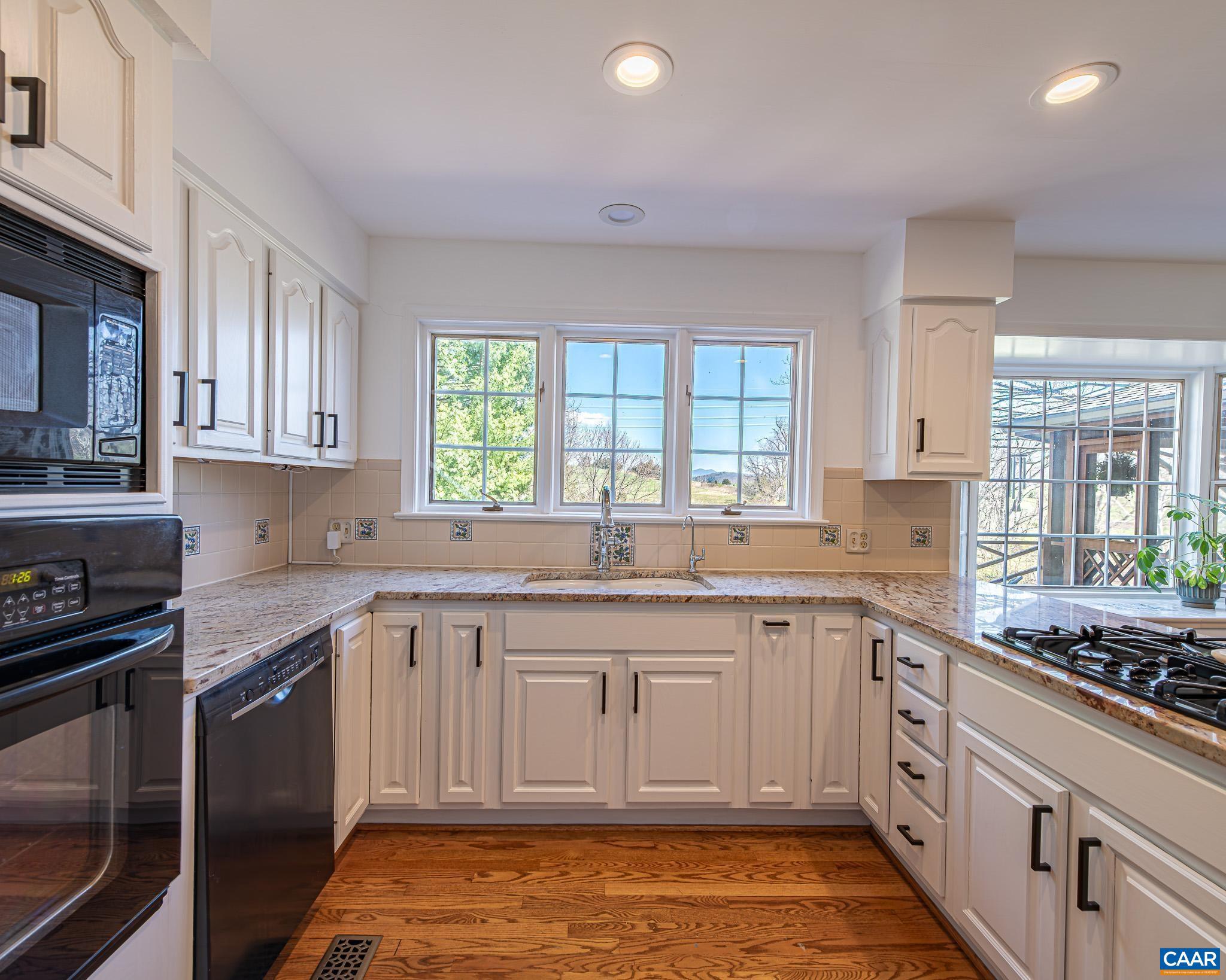 1732 Hermitage Road Waynesboro, VA 22980 - Photo 33 of 56