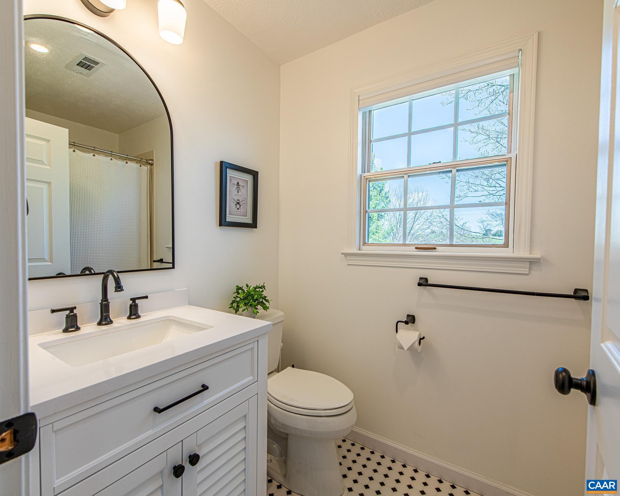 1732 Hermitage Road Waynesboro, VA 22980 - Photo 38 of 56