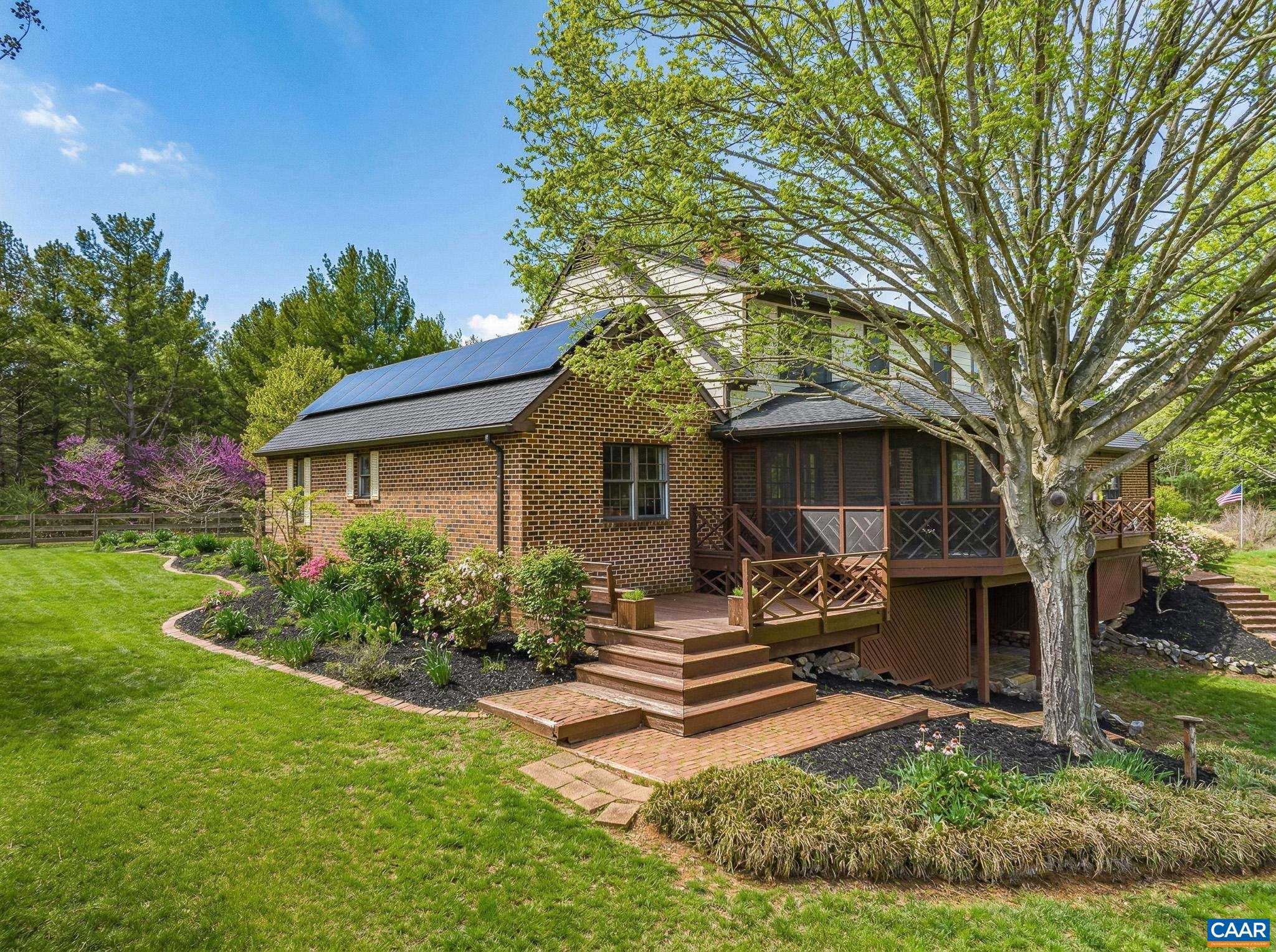 1732 Hermitage Road Waynesboro, VA 22980 - Photo 10 of 56