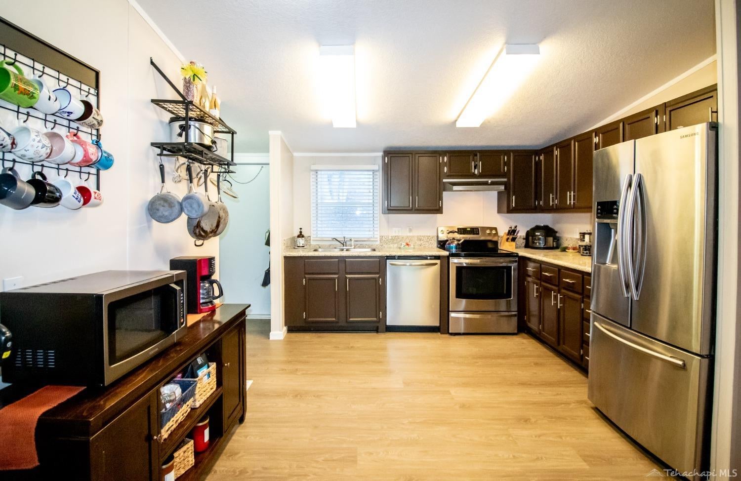 10945 Cameron Canyon Road Tehachapi, CA 93501 - Photo 2 of 75 Gallery Image 2