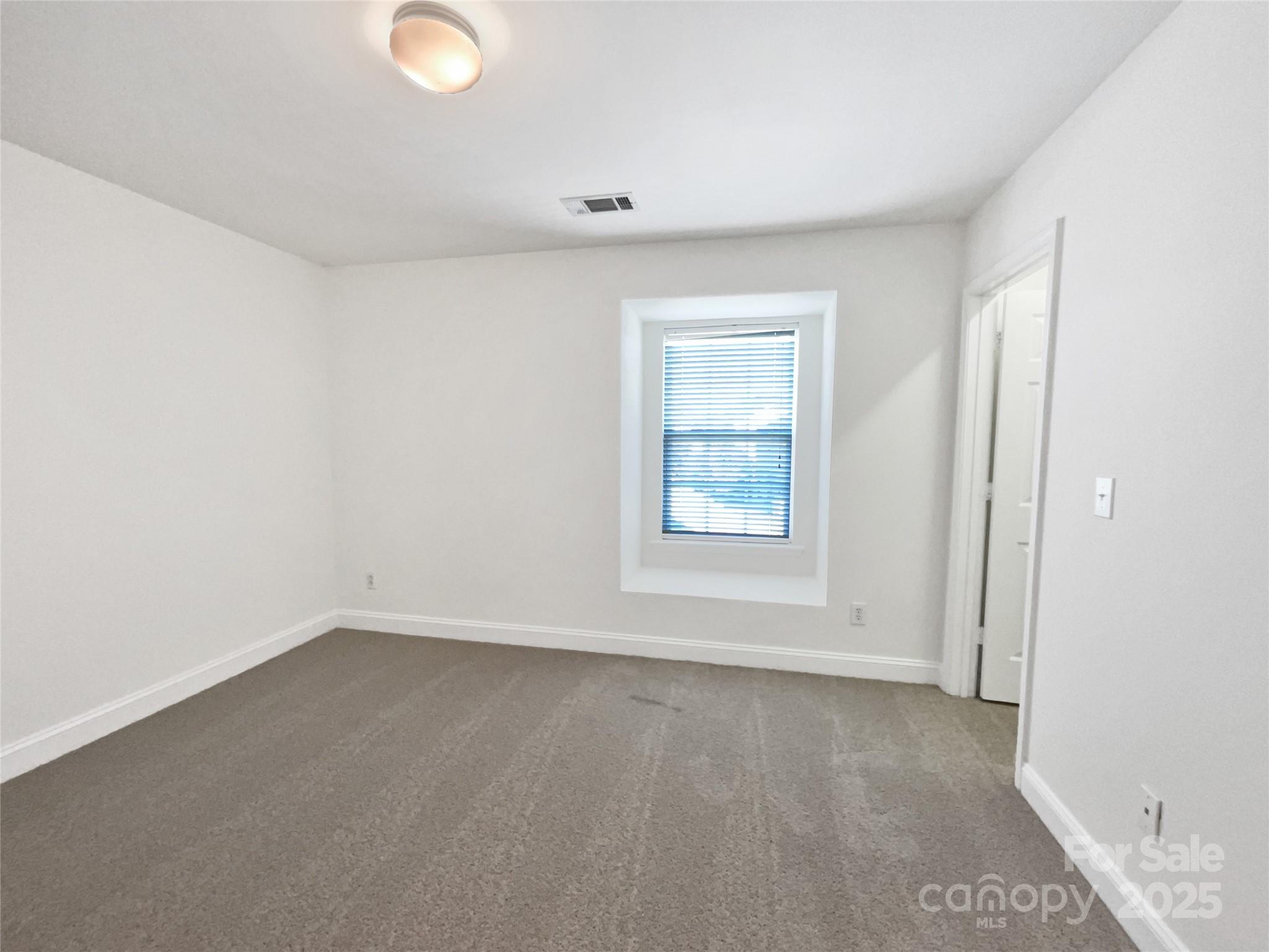 9407 Seamill Road Charlotte, NC 28278 - Photo 20 of 23 Gallery Image 20