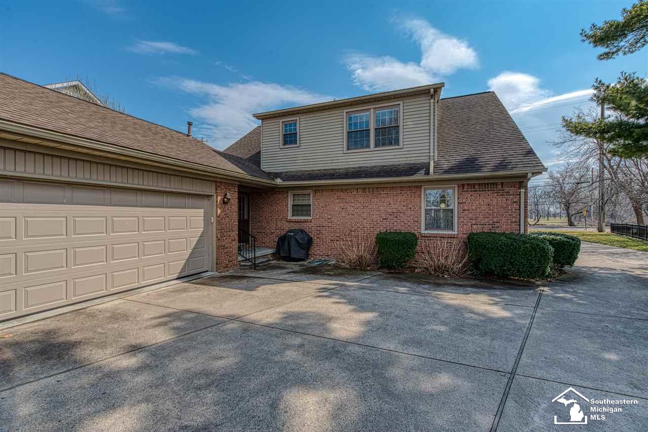 2240 North Custer Road Monroe, MI 48162 - Photo 4 of 21