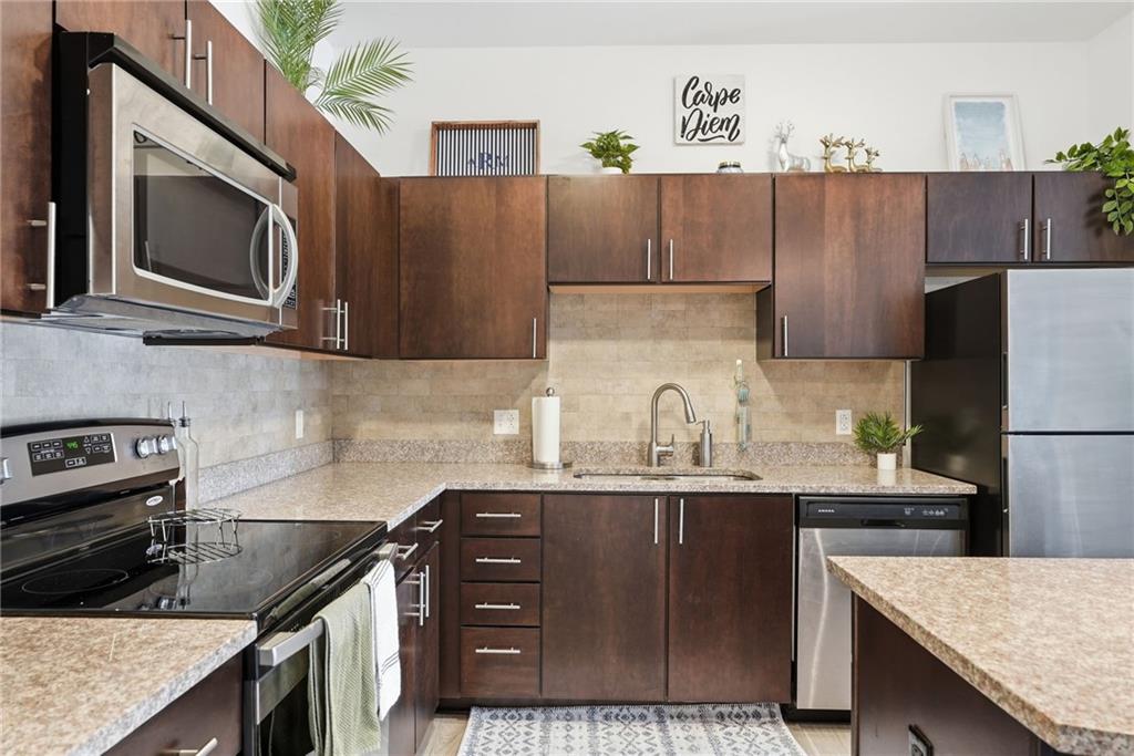 3607 Butler Street, Unit 300 Pittsburgh, PA 15201 - Photo 7 of 14