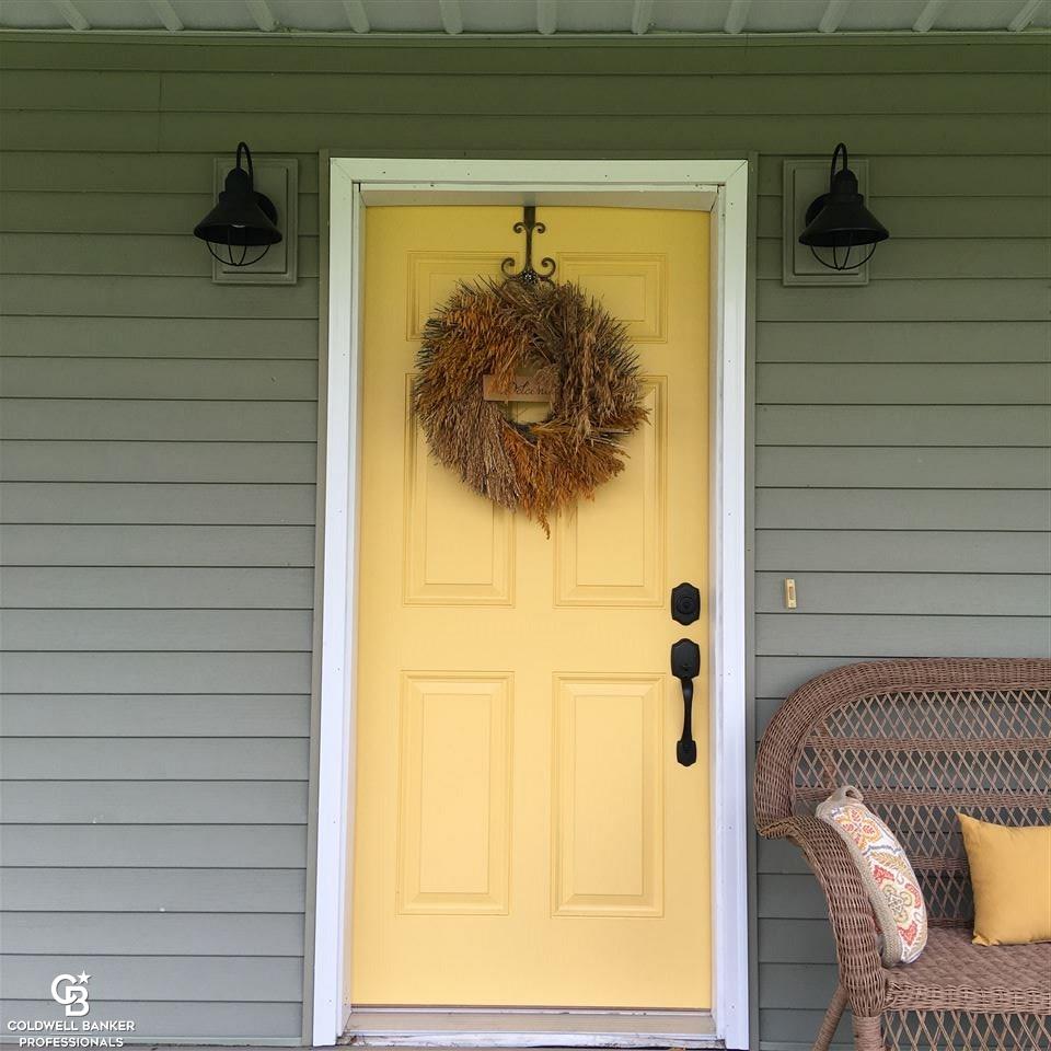 14059 Jeddo Road Yale, MI 48097 - Photo 6 of 27 31290780-5.JPG
