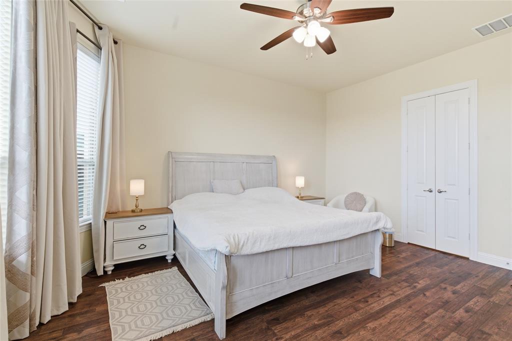 3215 Hyde Street Irving, TX 75063 - Photo 26 of 40