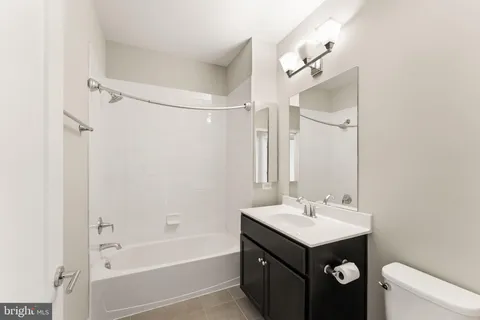 $1,200,000 | 204 Railbender Alley Southeast, Leesburg, VA 20175