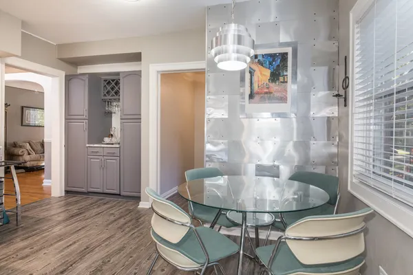 $648,500 | 3312 North New England Avenue, Chicago, IL 60634