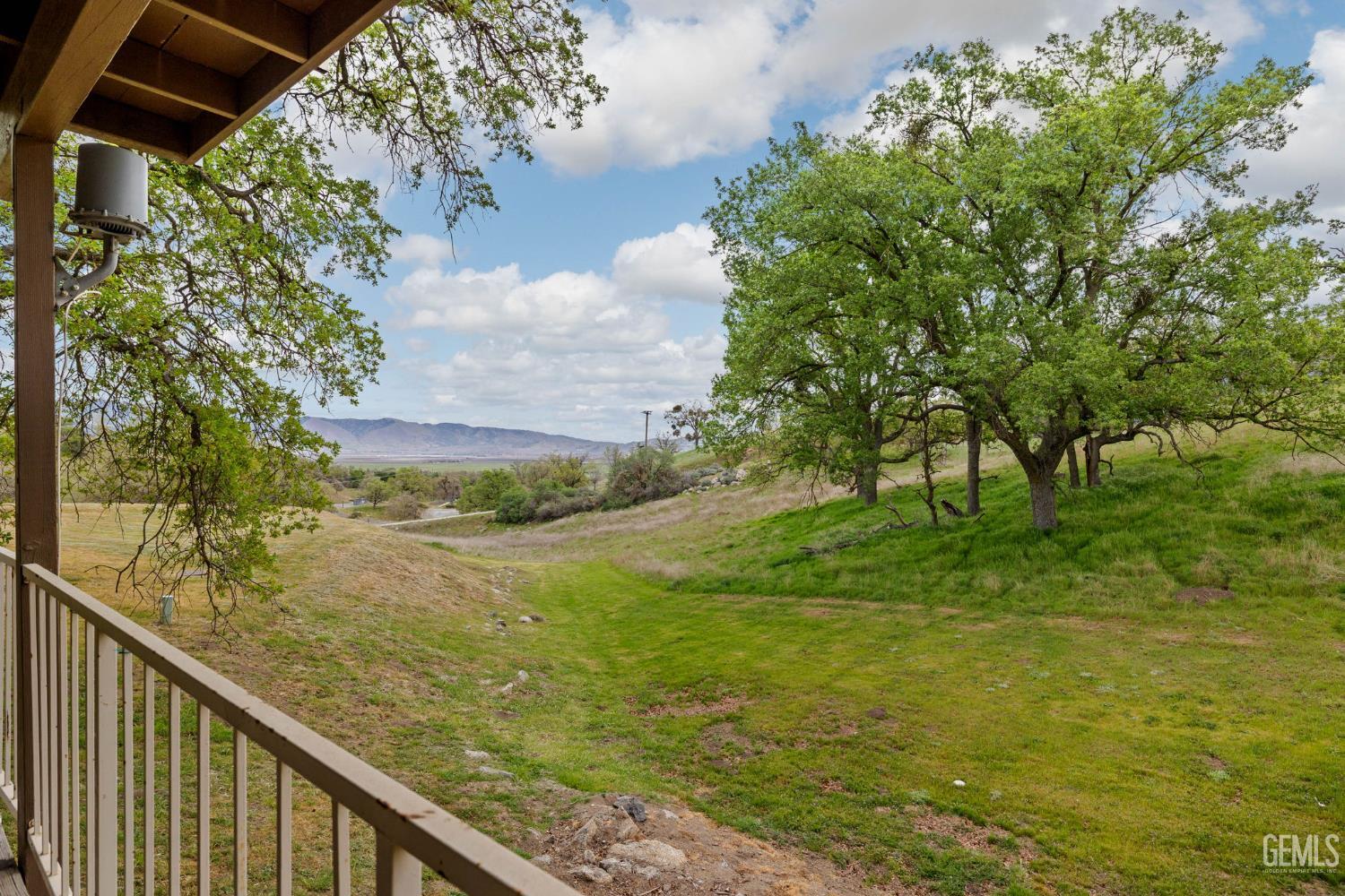 Undisclosed Address Tehachapi, CA 93561 - Photo 26 of 63