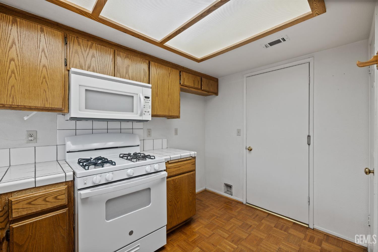 Undisclosed Address Tehachapi, CA 93561 - Photo 32 of 63