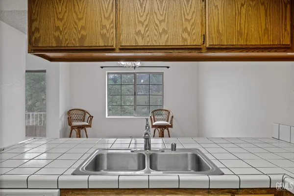 an empty room with a empty space and window