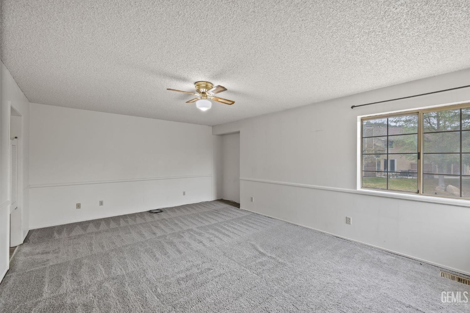 Undisclosed Address Tehachapi, CA 93561 - Photo 44 of 63