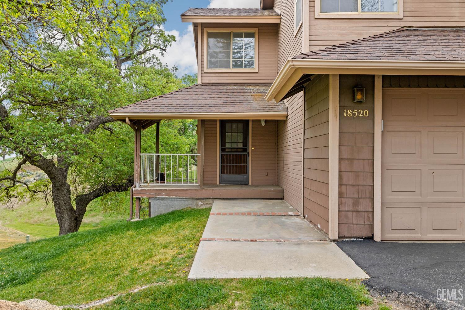 Undisclosed Address Tehachapi, CA 93561 - Photo 6 of 63