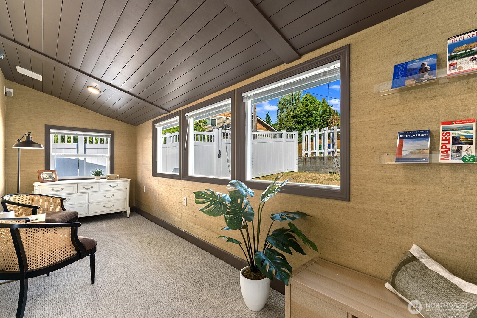 3610 Southwest Kenyon Street Seattle, WA 98126 - Photo 18 of 32 Gallery Image 18