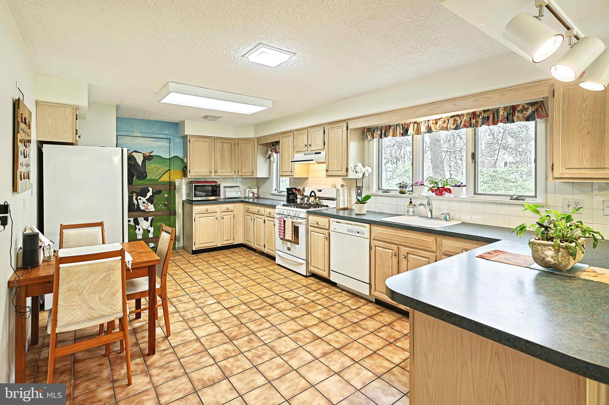 3109 Markle Road York, PA 17408 - Photo 16 of 35 Gallery Image 16