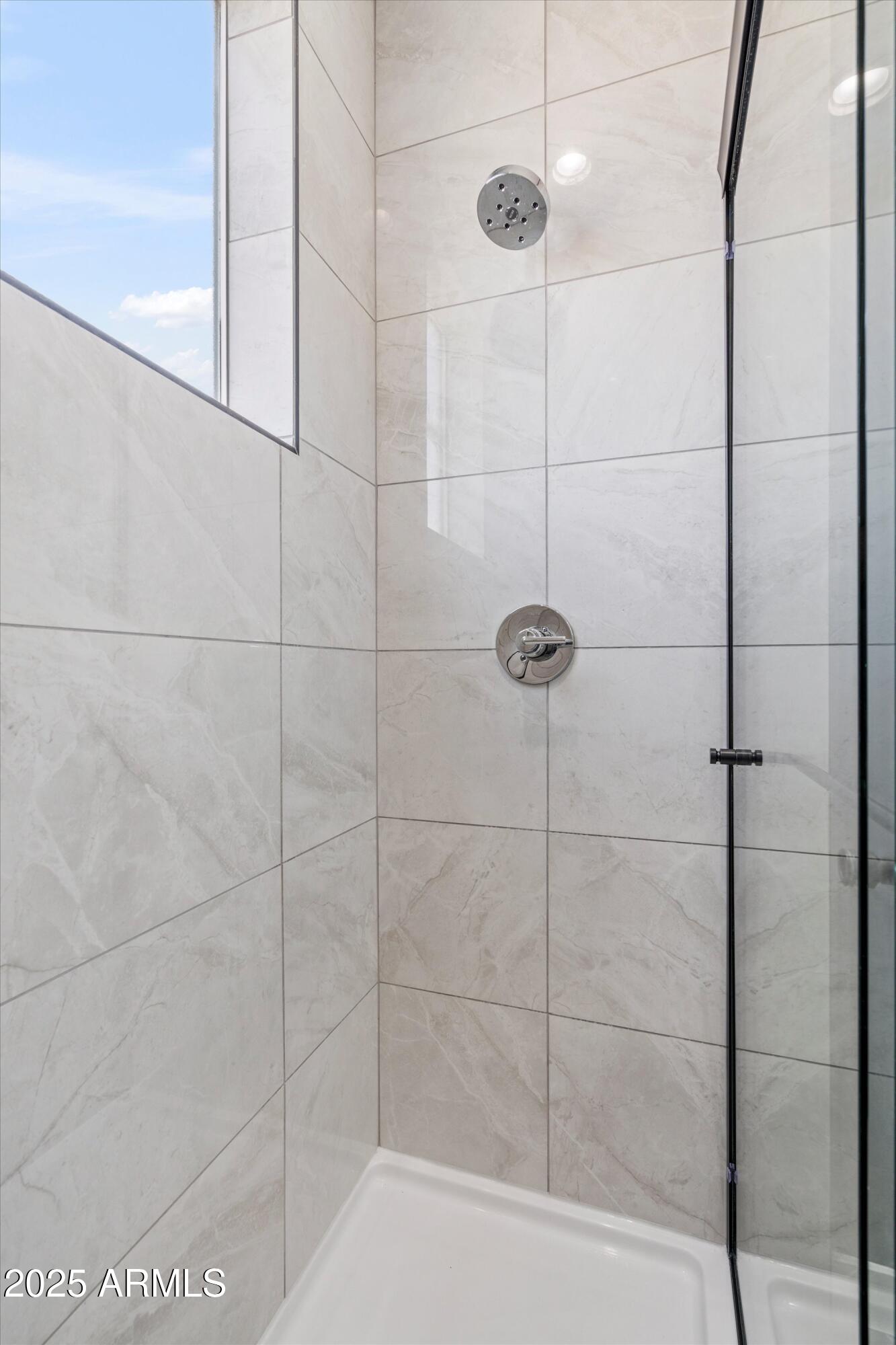 1642 East Monte Vista Road, Unit 1 Phoenix, AZ 85006 - Photo 17 of 34 a bathroom with a shower