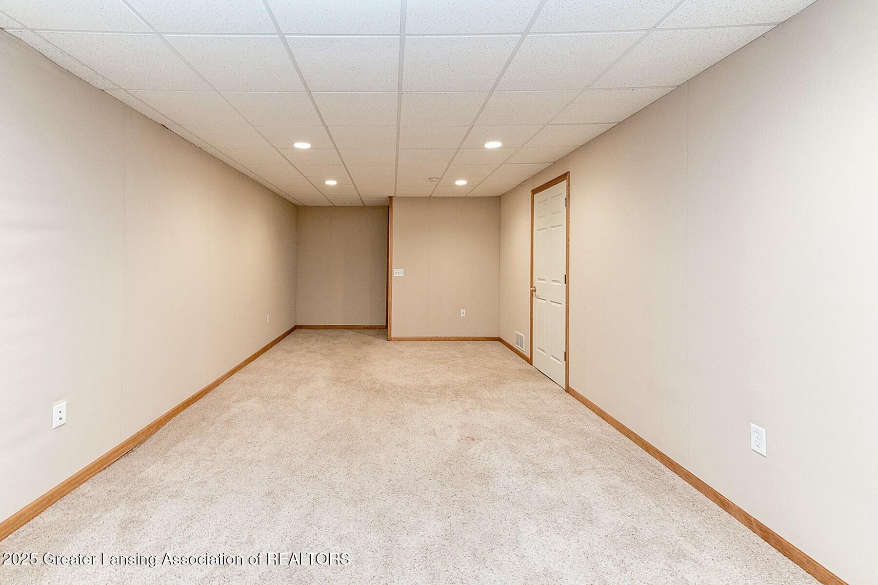 925 Button Road Okemos, MI 48864 - Photo 29 of 30 29