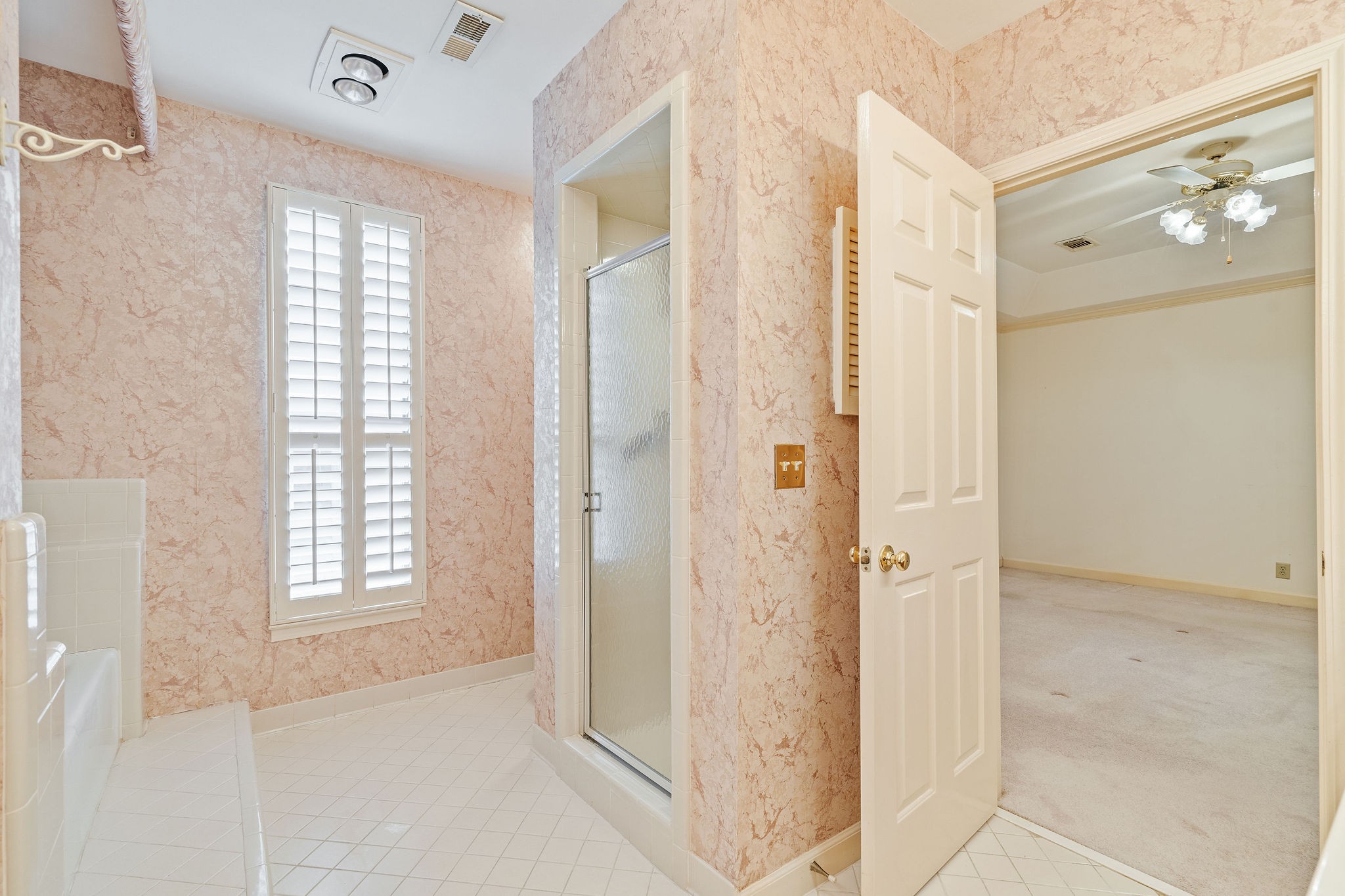523 General George Patton Road Nashville, TN 37221 - Photo 20 of 30 a bathroom with a shower