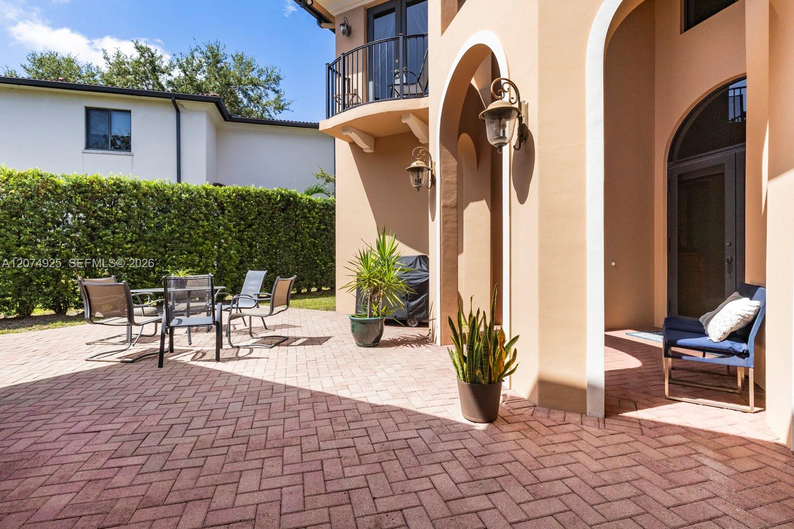 11404 Four Fillies Road Pinecrest, FL 33156 - Photo 17 of 42 Gallery Image 17