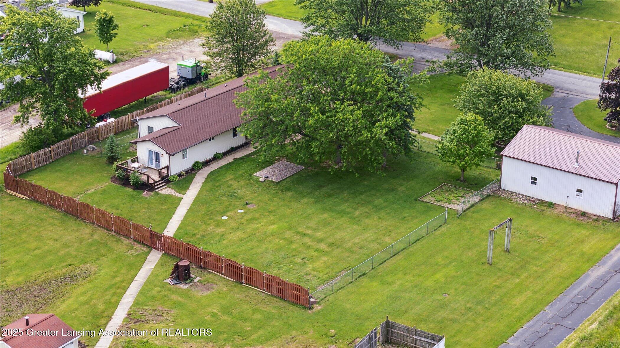 1234 Lamb Road Mason, MI 48854 - Photo 59 of 61 58-1234-Lamb-Rd-Mason-MI-48854-WindowSti