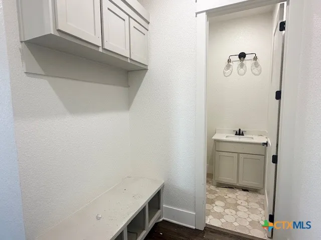 $709,900 | 1713 Kellan Drive, Salado, TX 76571