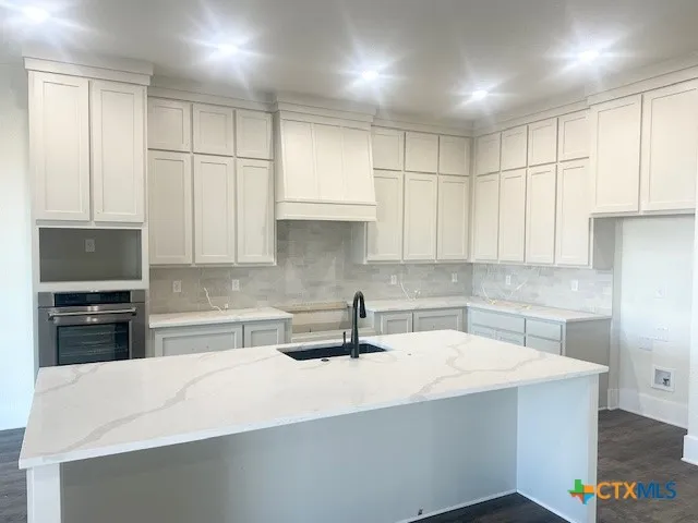 $709,900 | 1713 Kellan Drive, Salado, TX 76571