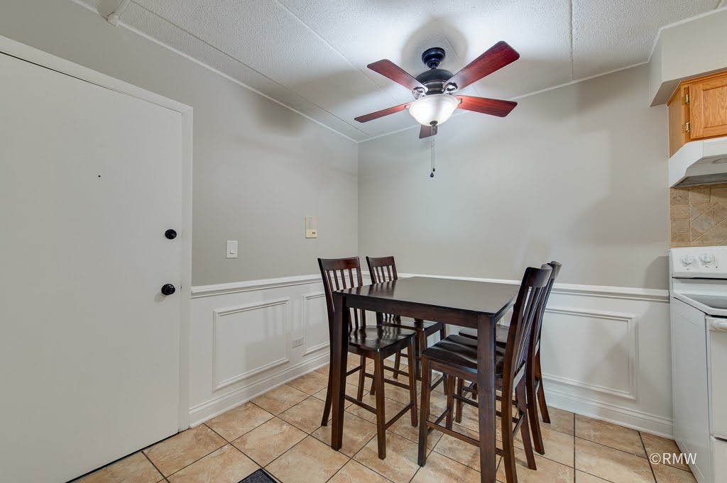 525 Timber Ridge Drive, Unit 306 Carol Stream, IL 60188 - Photo 16 of 26
