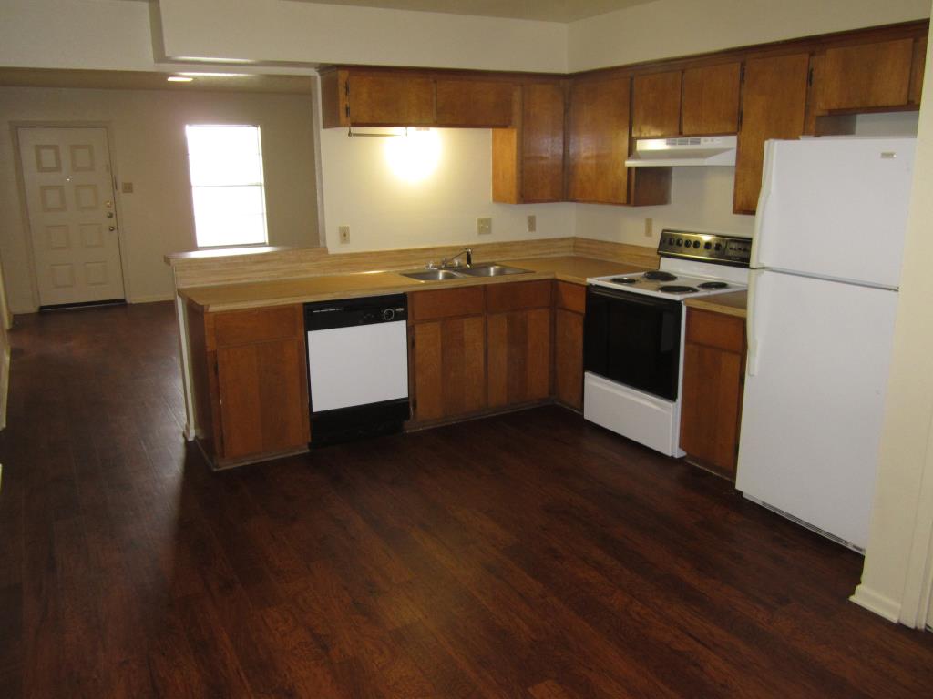 2420 Pecan Ridge Drive, Unit A Bryan, TX 77802 - Photo 4 of 12