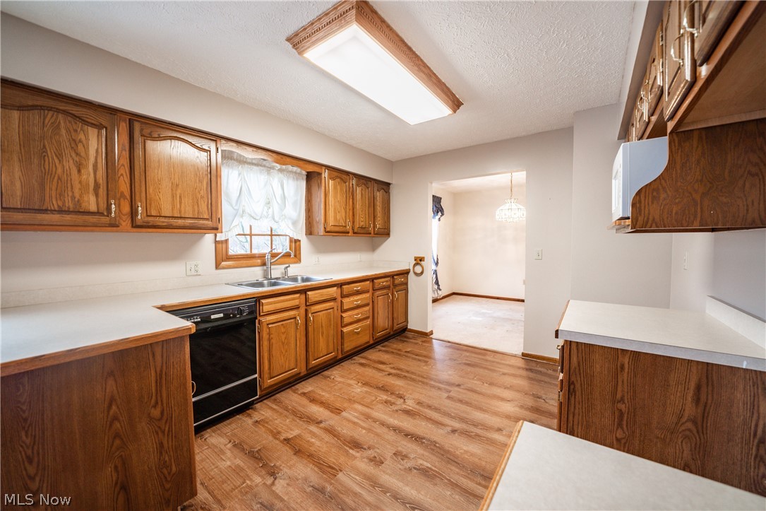 8857 Oberlin Road Elyria, OH 44035 - Photo 8 of 35 Gallery Image 8
