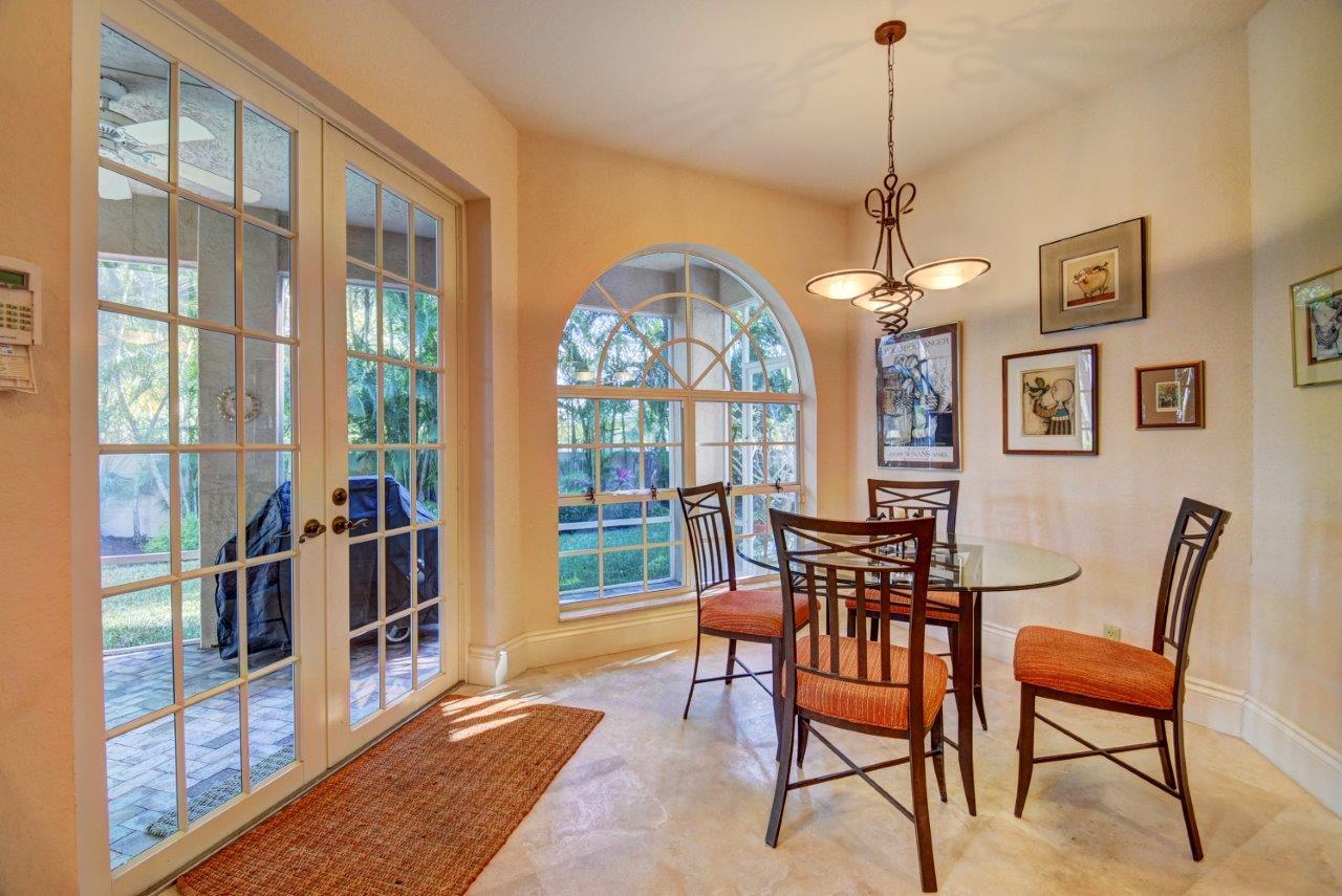 250 Northeast Mizner Boulevard Boca Raton, FL 33432 - Photo 13 of 47 Virtuals1 (17)