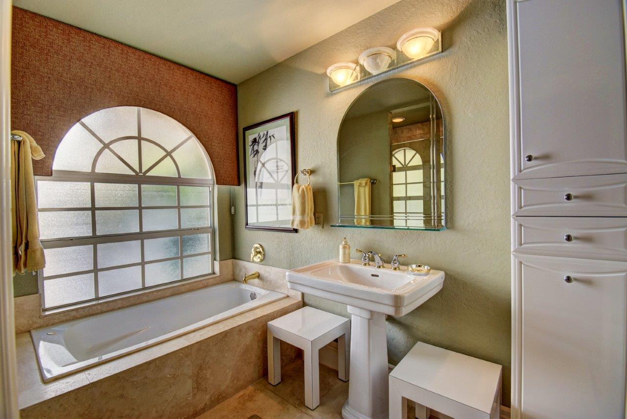 250 Northeast Mizner Boulevard Boca Raton, FL 33432 - Photo 31 of 47 Virtuals1 (39)