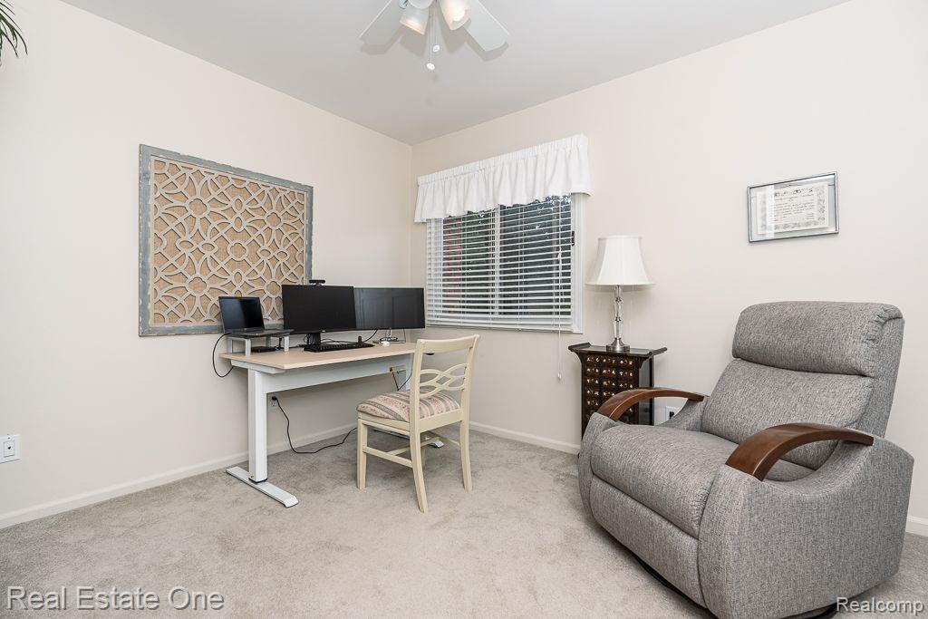 1692 Snowden Circle Rochester, MI 48306 - Photo 29 of 40 Bedroom #4