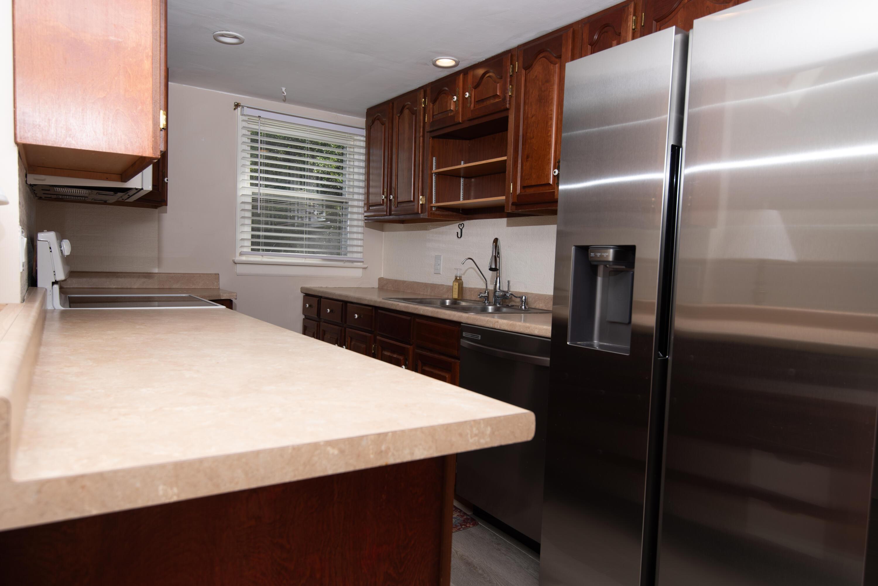 4755 Marion Road Northeast Newark, OH 43055 - Photo 7 of 47 Kitchen