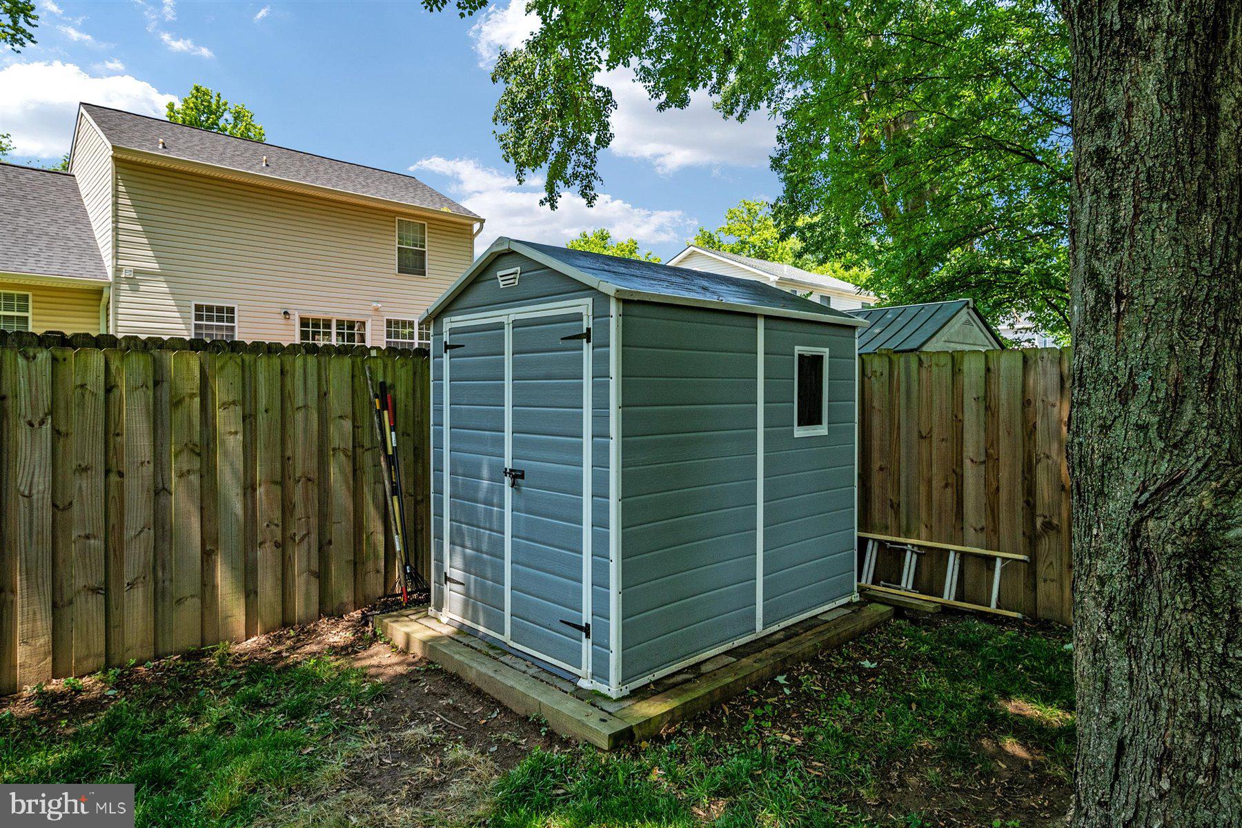 854 Selby Boulevard Edgewater, MD 21037 - Photo 21 of 31 Shed
