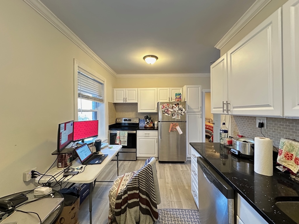 648.5 West Roscoe Street, Unit 1N Chicago, IL 60657 - Photo 6 of 20