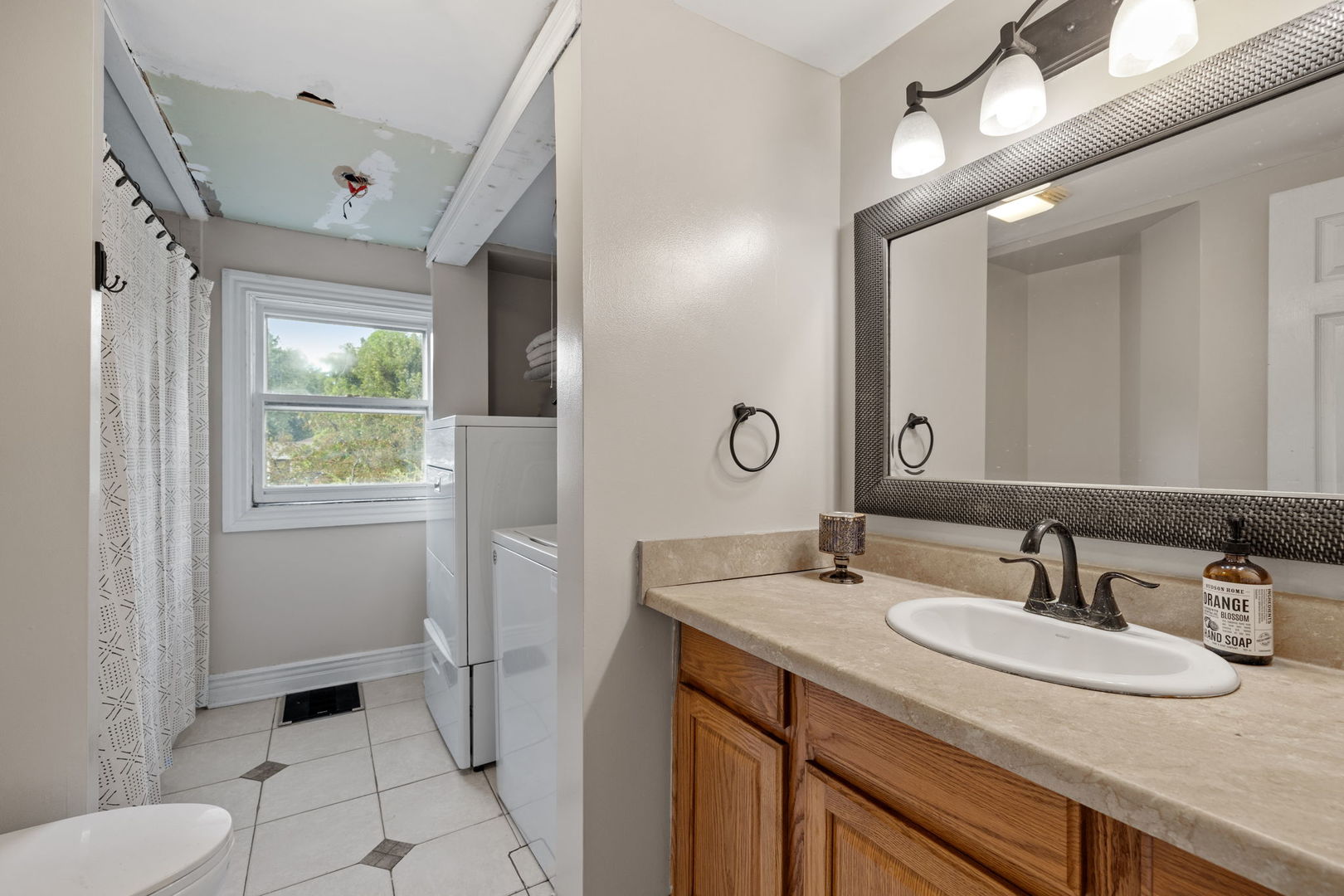 600 Bruce Road Lockport, IL 60441 - Photo 18 of 23 a bathroom with a granite countertop sink toilet and shower