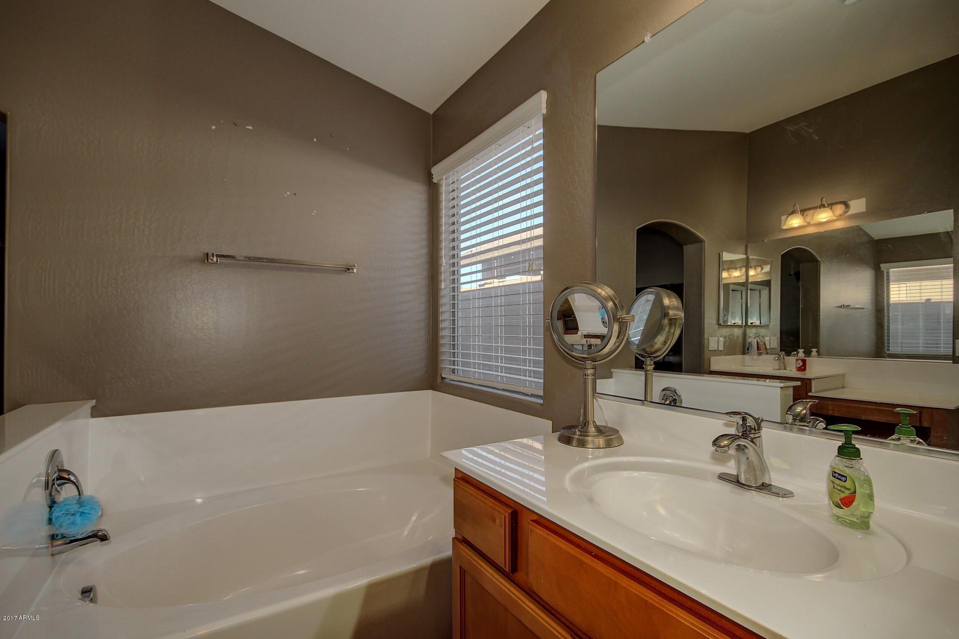 46068 West Tucker Road Maricopa, AZ 85139 - Photo 20 of 30 0031-Tucker (33)