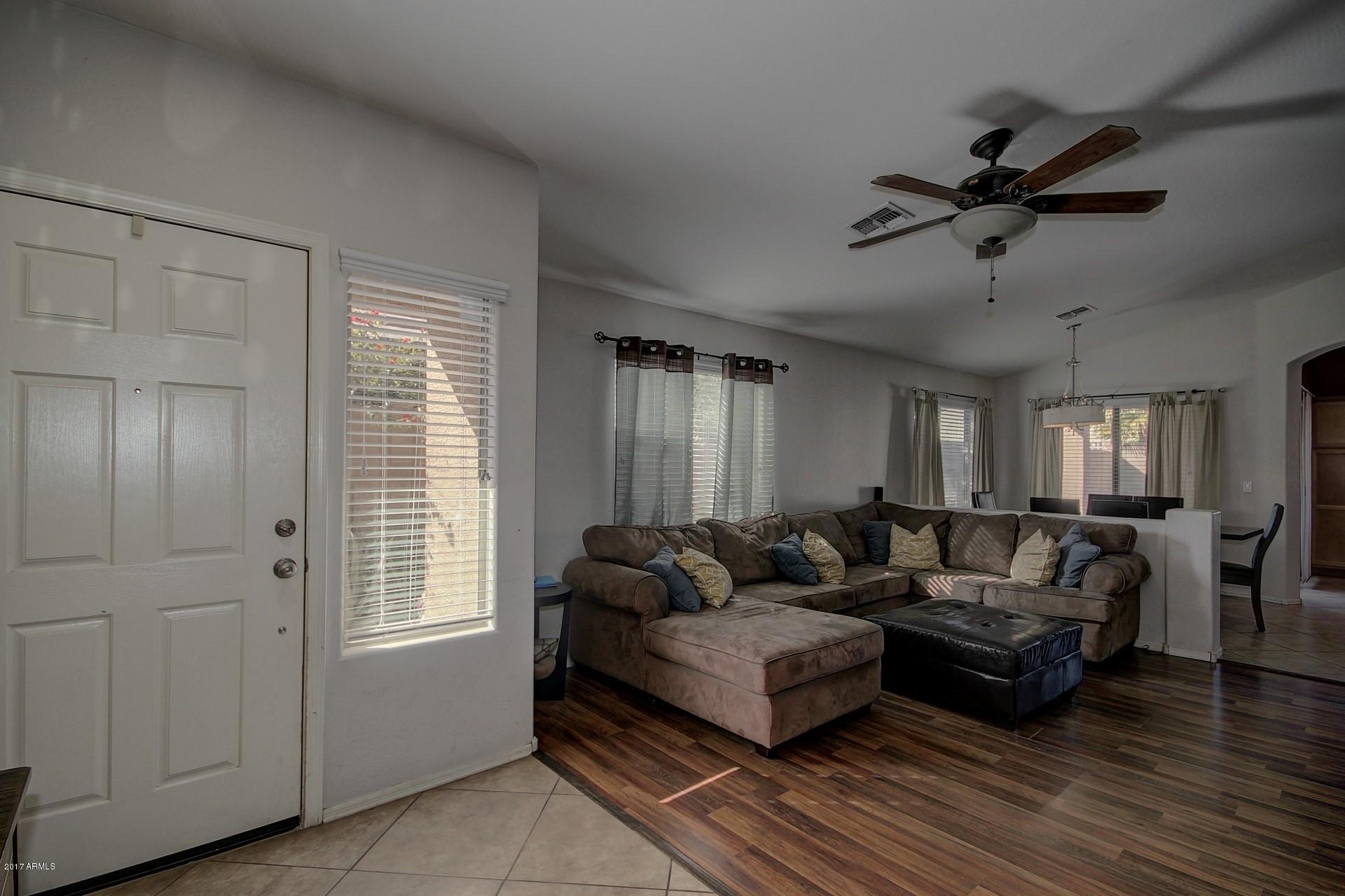 46068 West Tucker Road Maricopa, AZ 85139 - Photo 5 of 30 0015-Tucker (17)