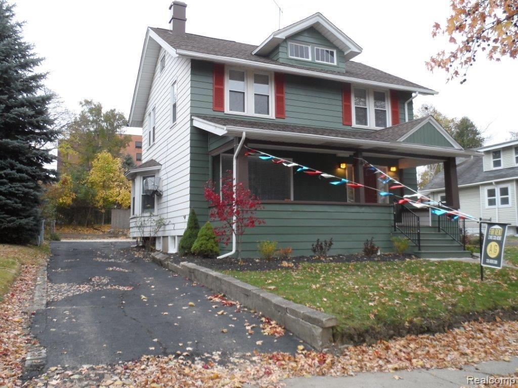 35 Oneida Street Pontiac, MI 48341 - Photo 2 of 28 2. Exterior (2)