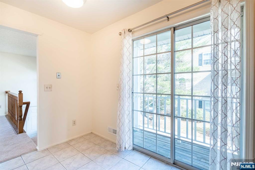 753 Pepperidge Road Mahwah, NJ 07430 - Photo 10 of 26 Gallery Image 10