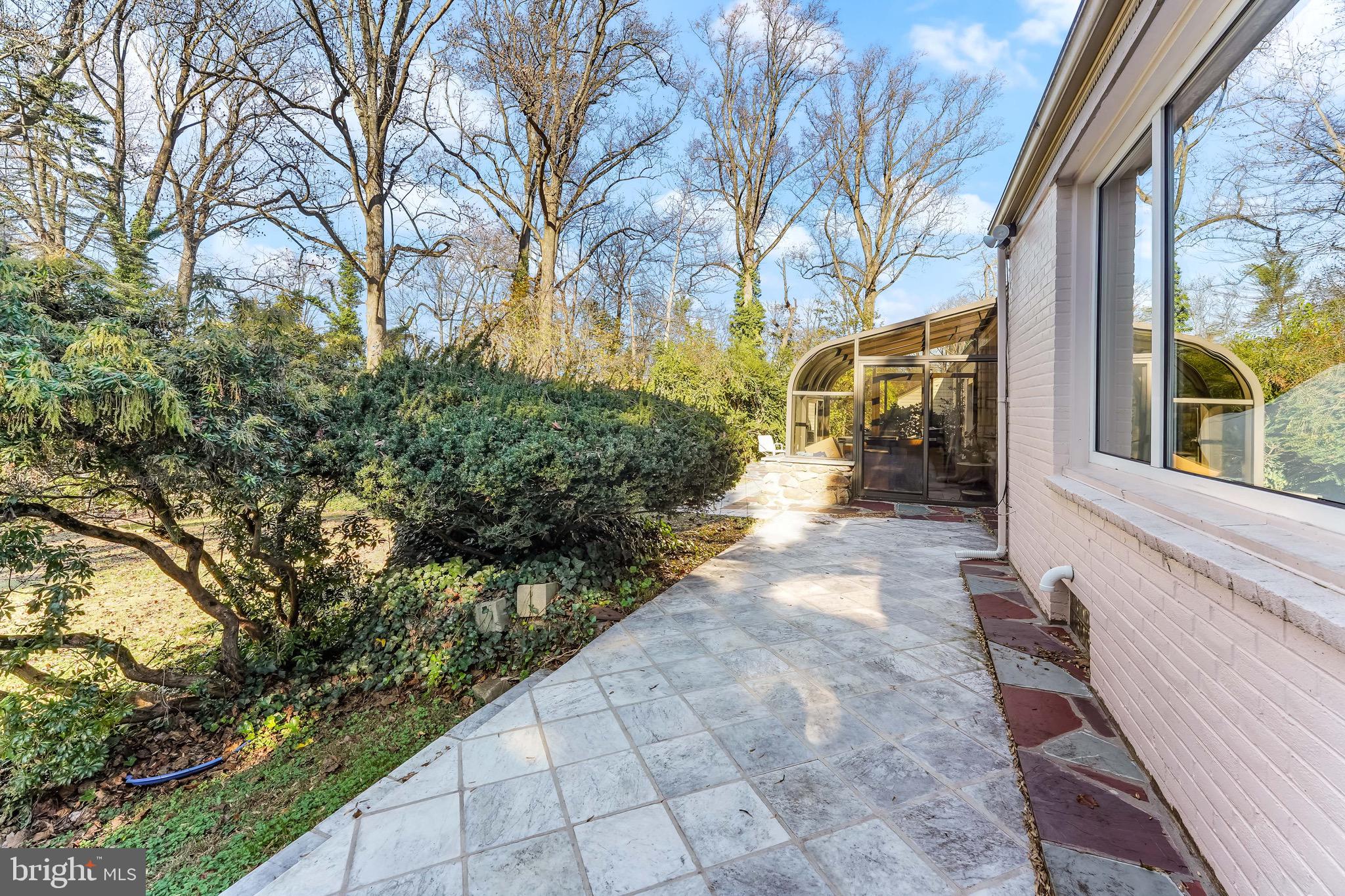 1644 Hampton Road Abington, PA 19001 - Photo 31 of 33